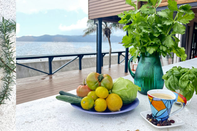 the leading provider of Kyoto vegetables and long-established French restaurant “Eventail” offers Amami local ingredients course for “tlass SEA CELLAR BAR Beach Club” aperitif-style wine bar on Amami Oshima